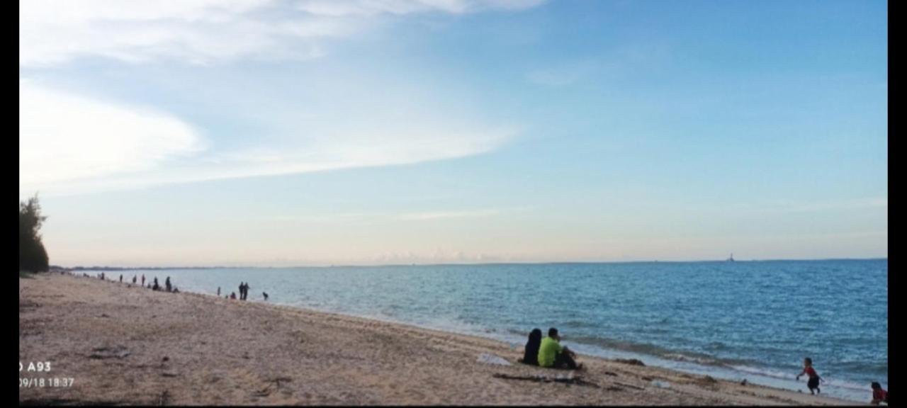Rayyan Homestay Cherang Ruku Buitenkant foto
